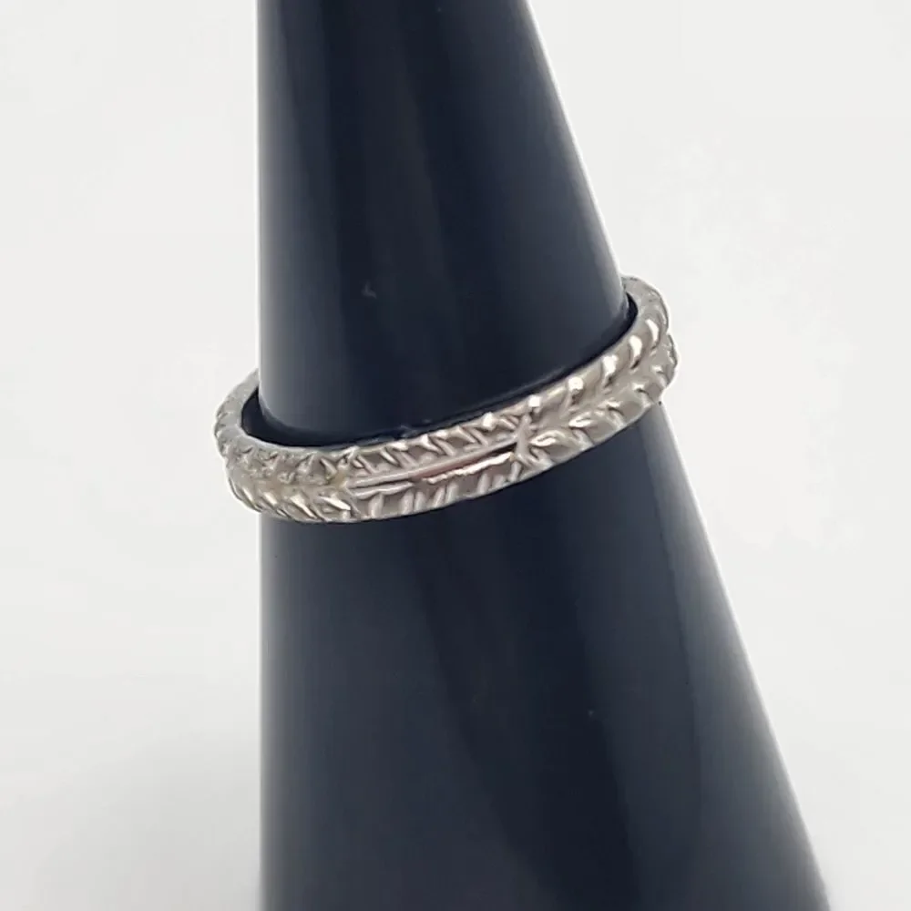 Vintage Uncas Silver Tone Ring (7)